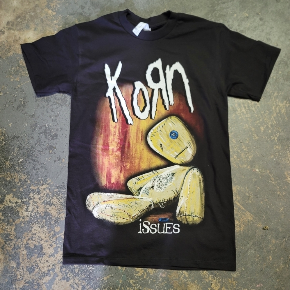 Black Graphic Tee - Short Sleeve